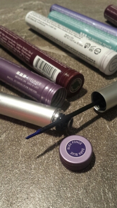 blinc Eyeliner in Dark Blue